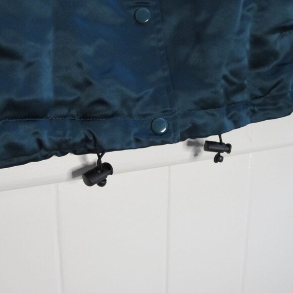 Volcom | Women's Team Volcom Coaches Jacket "Stoned Since '91 - Picture 4 of 10